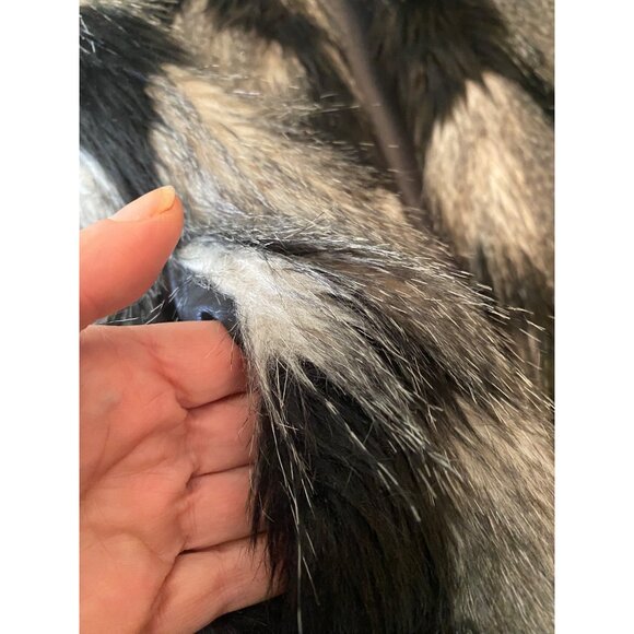 Decree Black & Gray Faux Fur Vest With Satin Lining XS - Picture 6 of 10